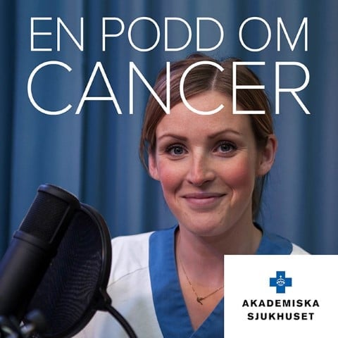 Lotta ler mot kameran